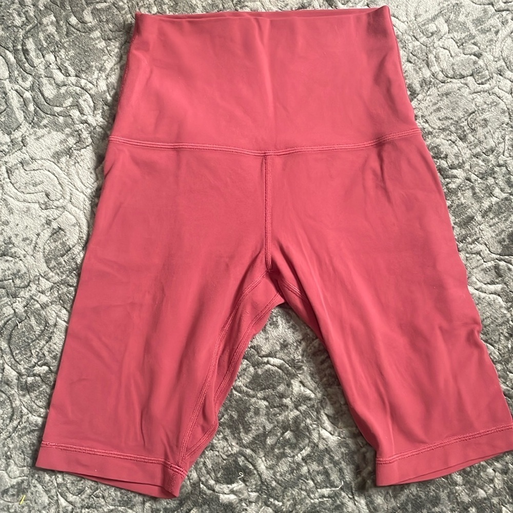 Lululemon High Rise Align Shorts 10”
